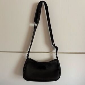 Kendall & Kylie Elegant Black Shoulder Bag